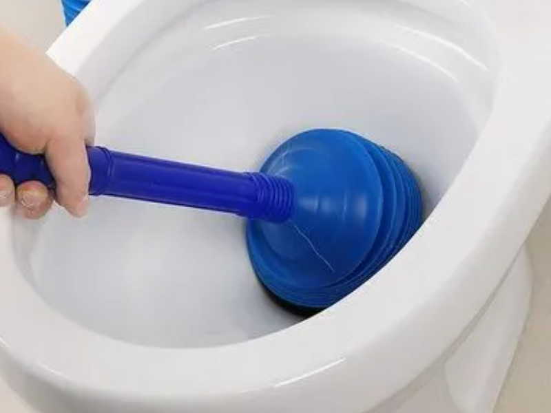 江汉区马桶水箱漏水维修，维修下水道