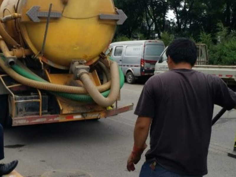 江汉区疏通化粪池 隔油池清淤 高压清洗管道 检测管
