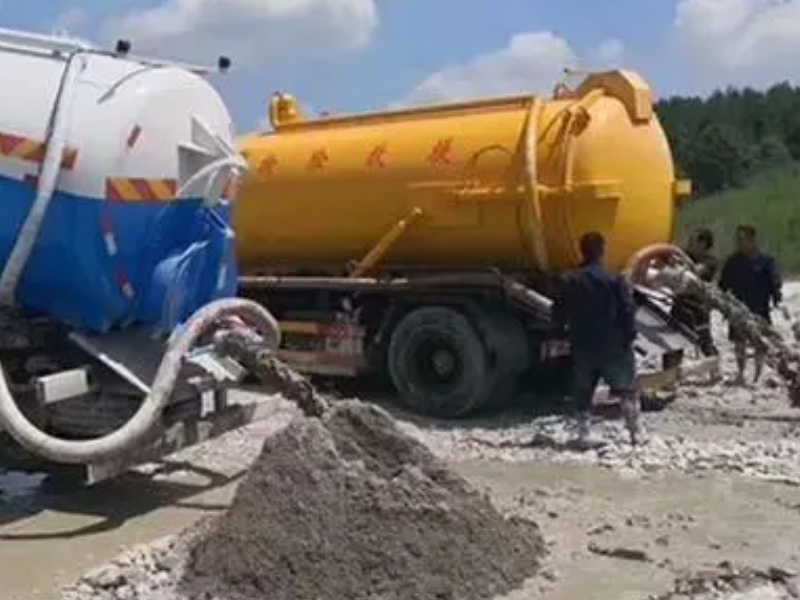 汉口江汉路管道疏通公司讲诚信=劳动车清理化粪池抽粪