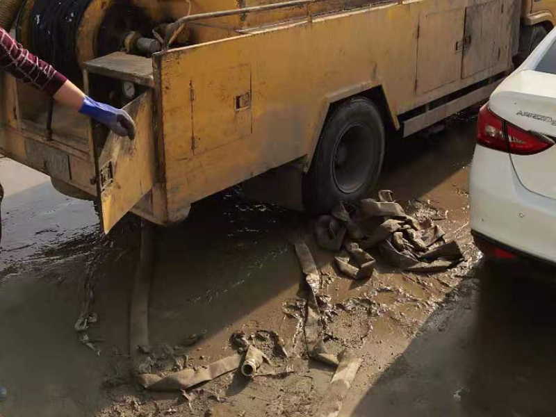 江汉区管道堵了怎么办？下水道疏通师傅电话...